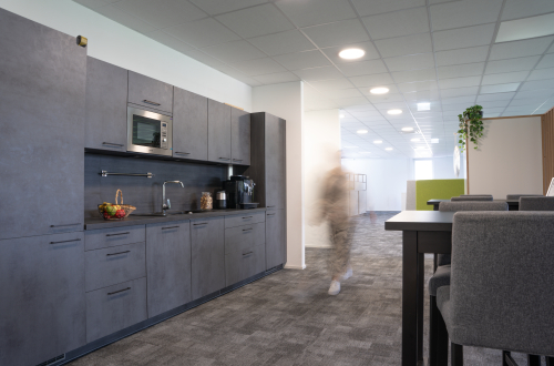 Mitarbeiterbenefits_Kaffee Küche-1 Mitarbeiterbenefits_Kaffee Küche-1